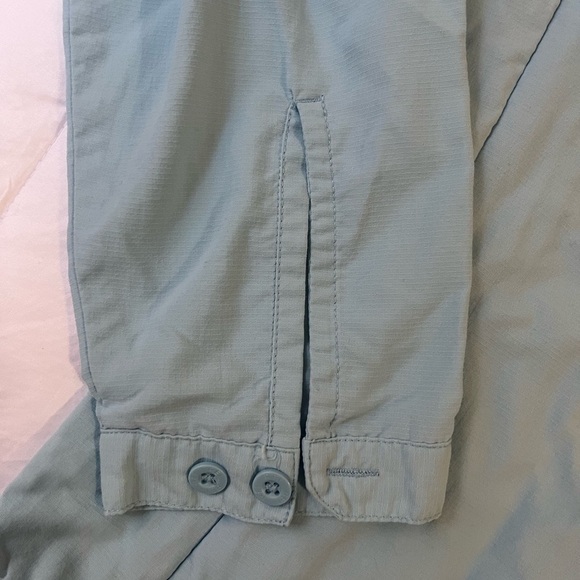 REI SAHARA LIGHT BLUE OUTDOOR HIKING 100% TACTEL NYLON SHIRT, SIZE M. - Picture 10 of 11